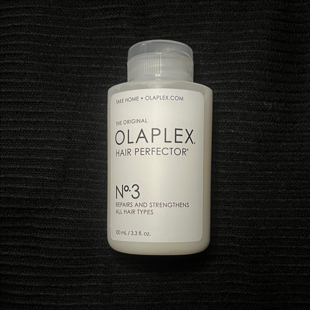 OLAPLEX No.3 Hair Perfector in White